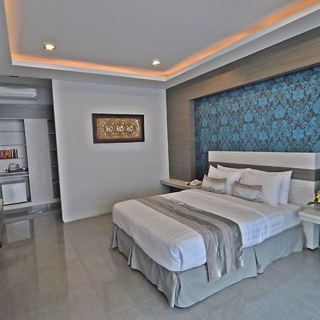 Transera Kamini Legian Hotel Extérieur photo