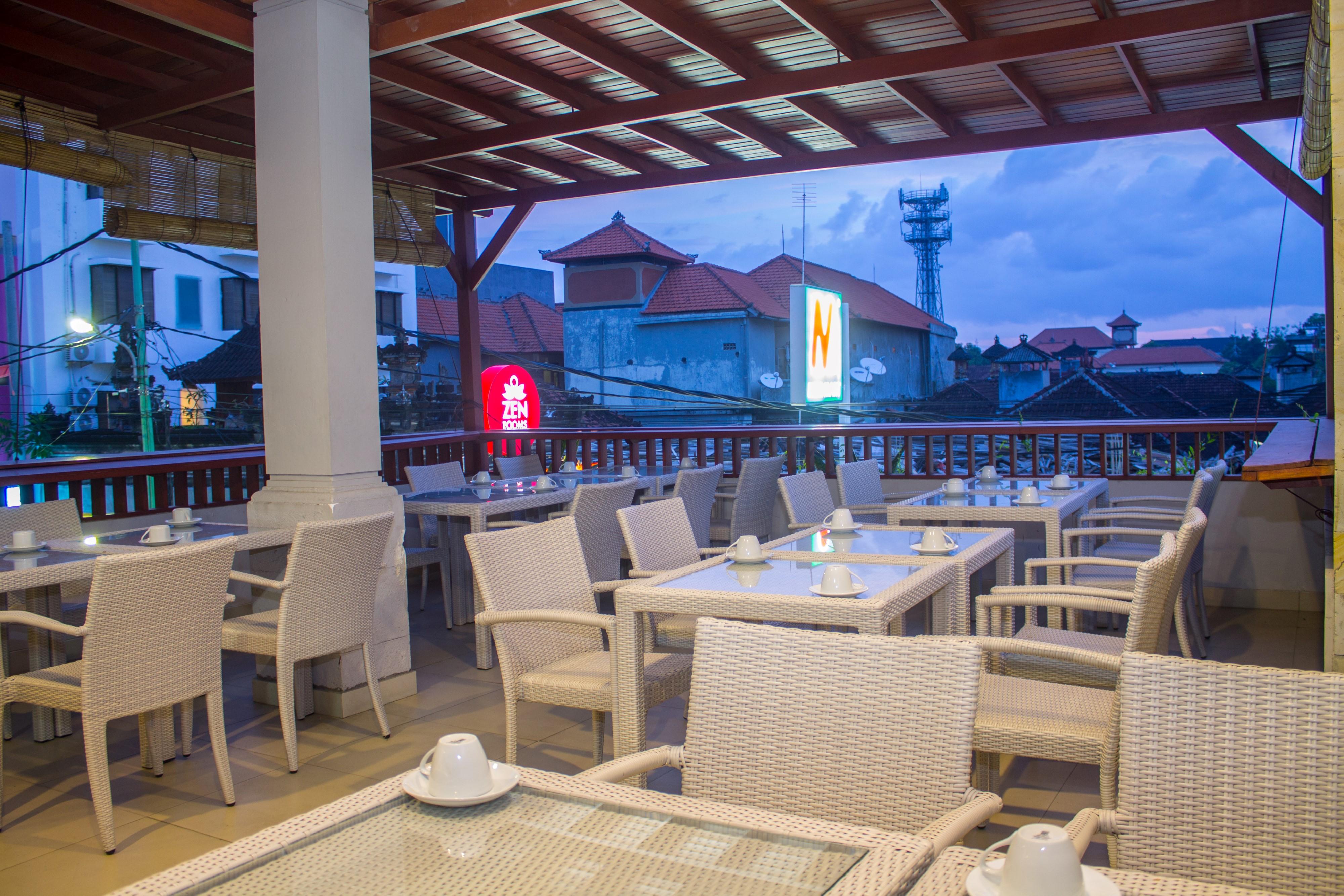 Transera Kamini Legian Hotel Extérieur photo
