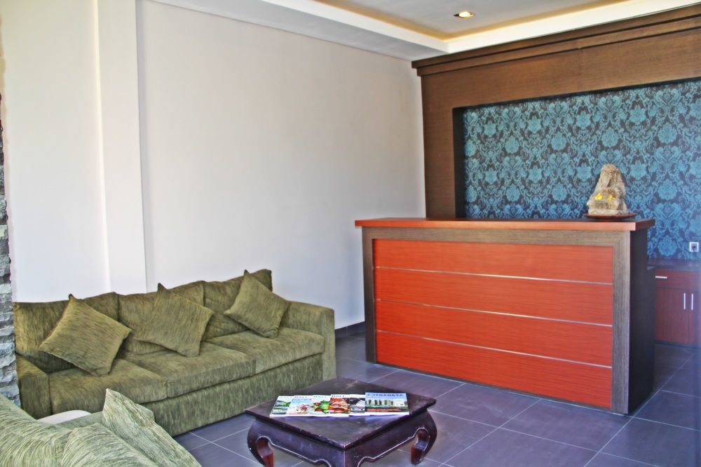 Transera Kamini Legian Hotel Extérieur photo