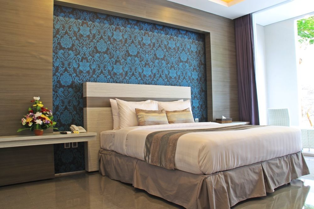 Transera Kamini Legian Hotel Extérieur photo